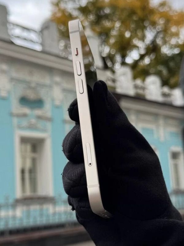 iPhone 14, 256 ГБ б/у