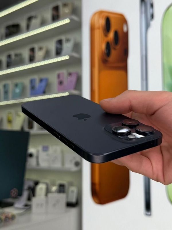 iPhone 15 Pro Max, 512 ГБ, SIM + eSIM б/у