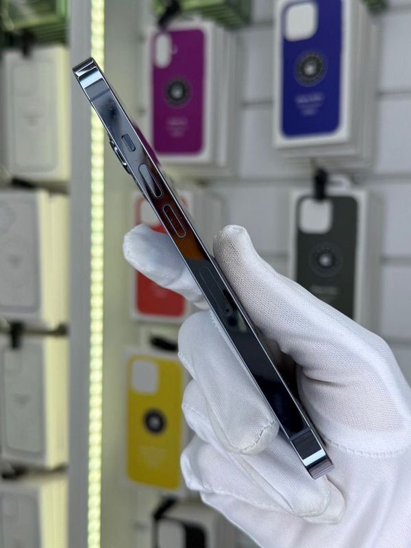 iPhone 13 Pro, 256 ГБ, SIM + eSIM б/у