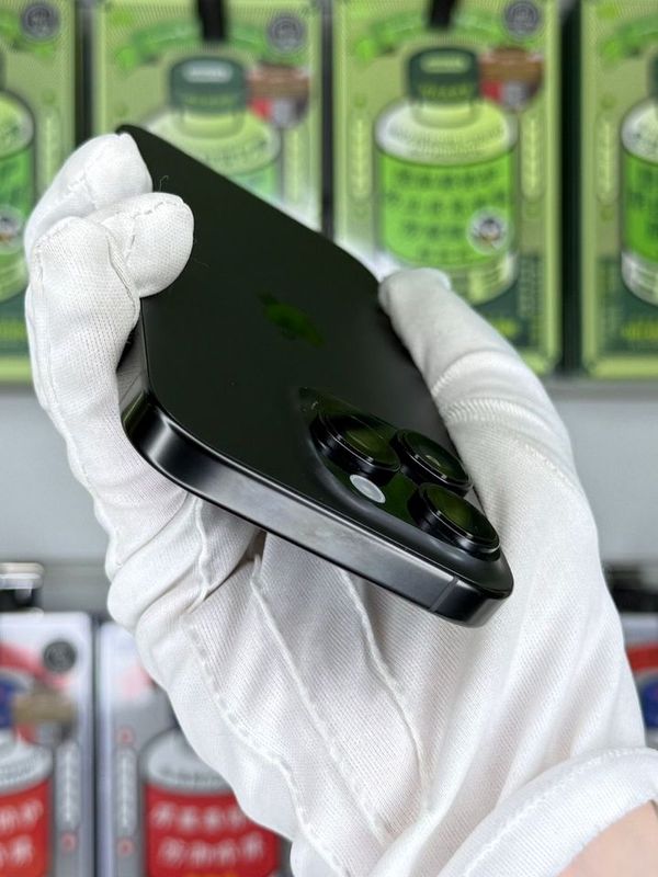 iPhone 16 Pro, 128 ГБ, SIM + eSIM б/у