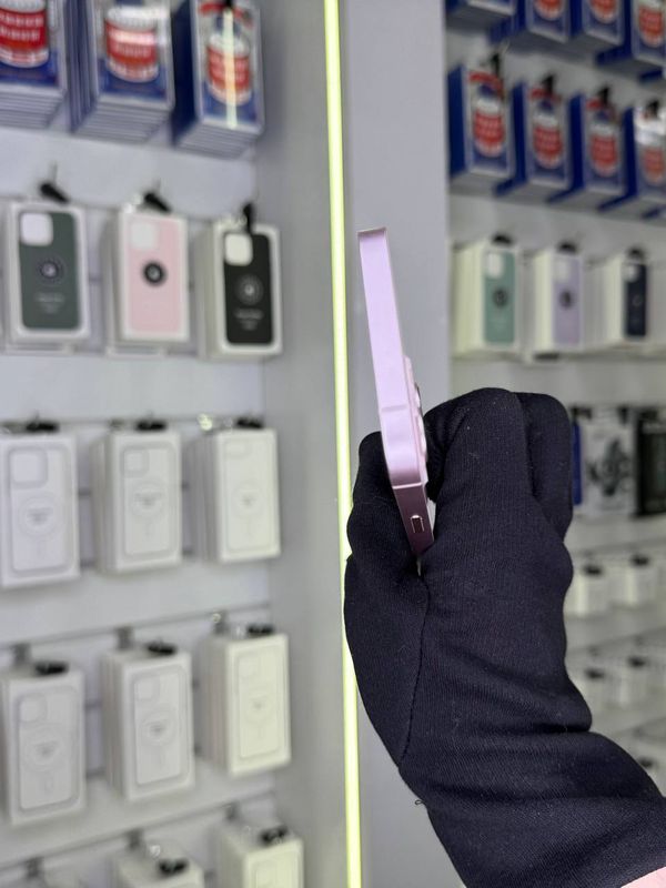 iPhone 13, 256 ГБ б/у