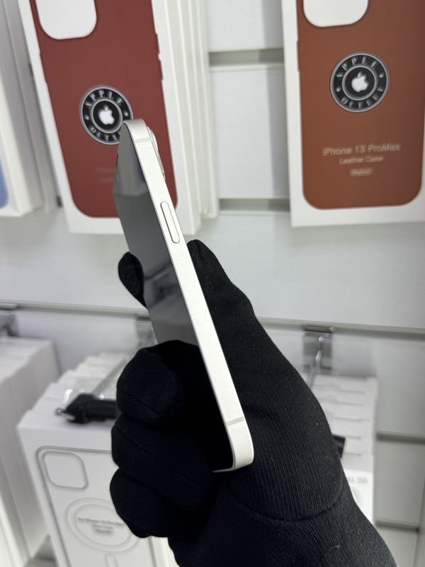 iPhone 14, 256 ГБ б/у