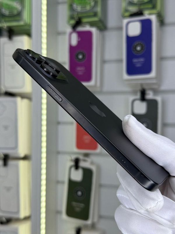iPhone 15 Pro Max, 512 ГБ, SIM + eSIM б/у