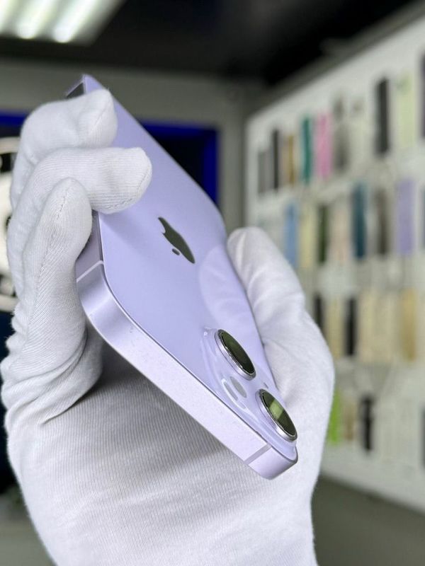 iPhone 14, 256 ГБ, SIM + eSIM, б/у
