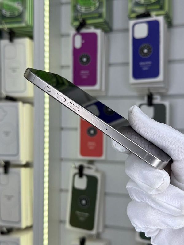 iPhone 15 Pro Max, 512 ГБ, SIM + eSIM б/у