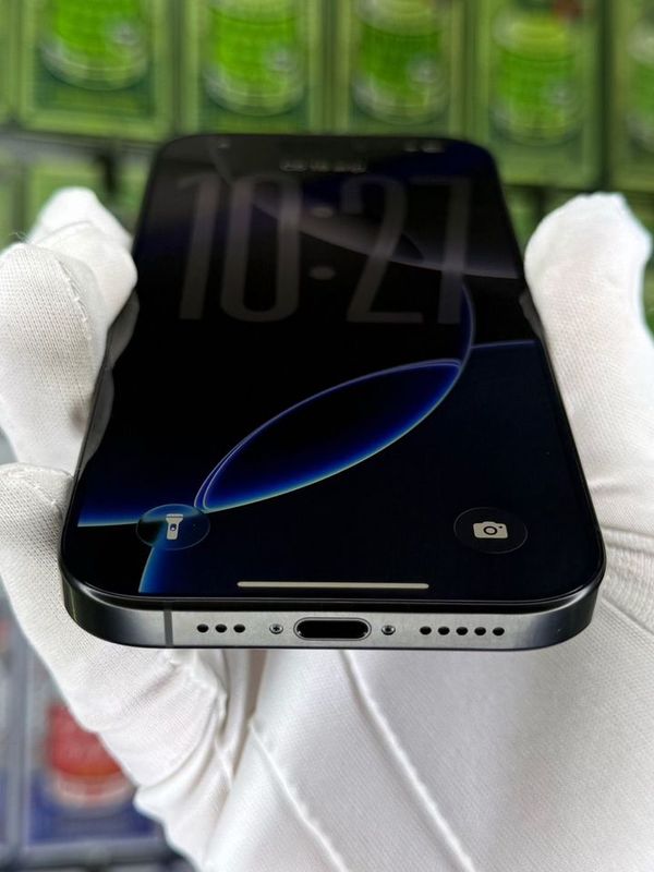 iPhone 16 Pro, 128 ГБ, SIM + eSIM б/у