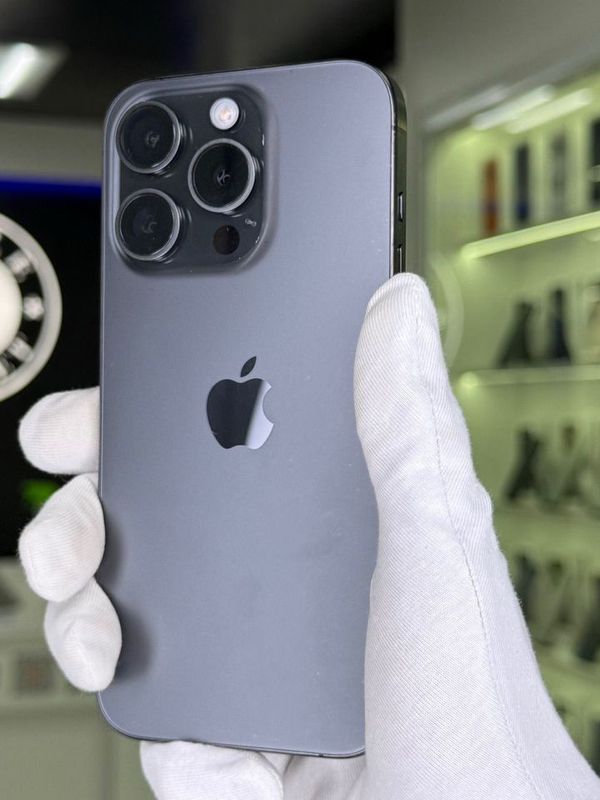 iPhone 15 Pro, 128 ГБ, SIM + eSIM, б/у