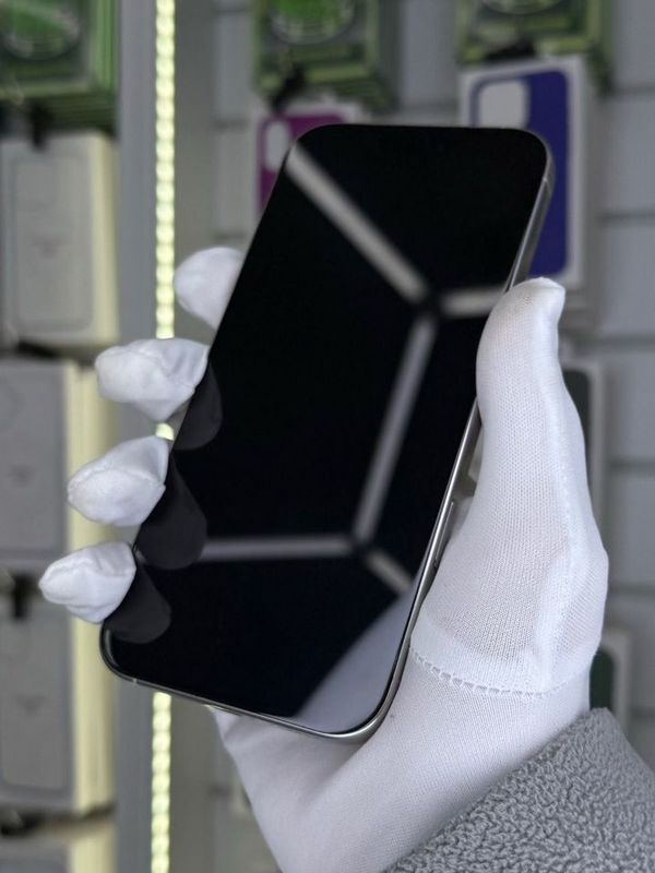 iPhone 16 Pro Max, 512 ГБ, SIM + eSIM б/у