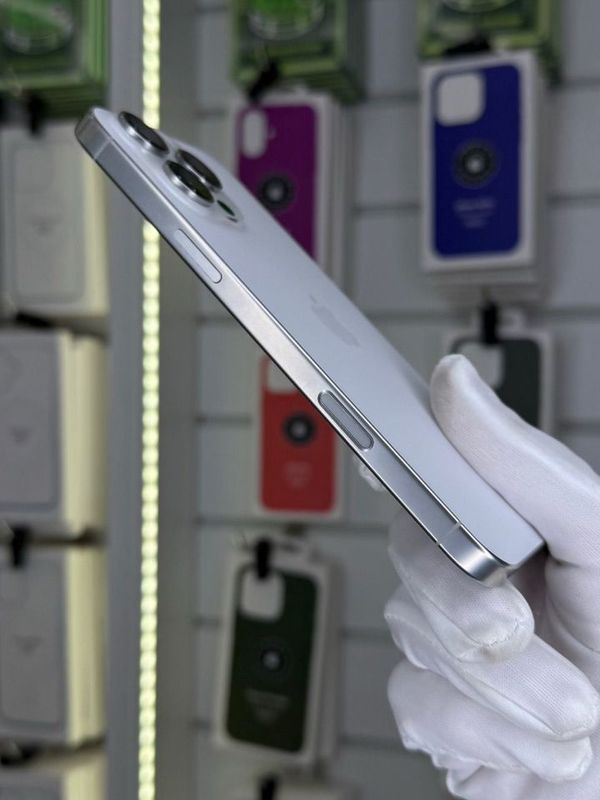 iPhone 16 Pro Max, 512 ГБ, SIM + eSIM б/у