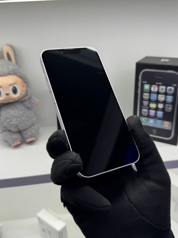 iPhone 14, 256 ГБ б/у