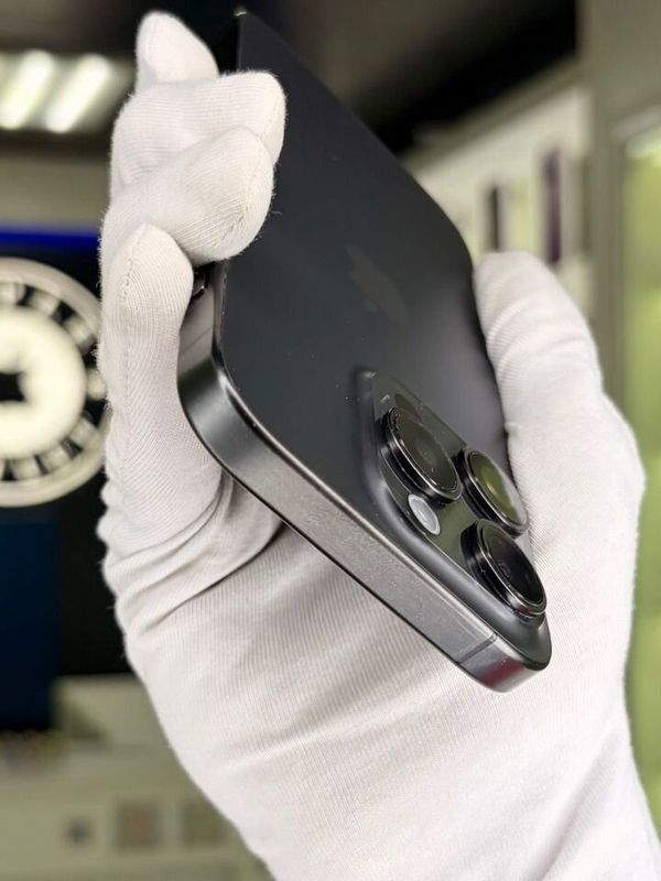 iPhone 15 Pro, 128 ГБ, SIM + eSIM, б/у
