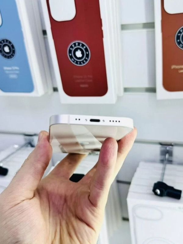 iPhone 12, 256 ГБ б/у