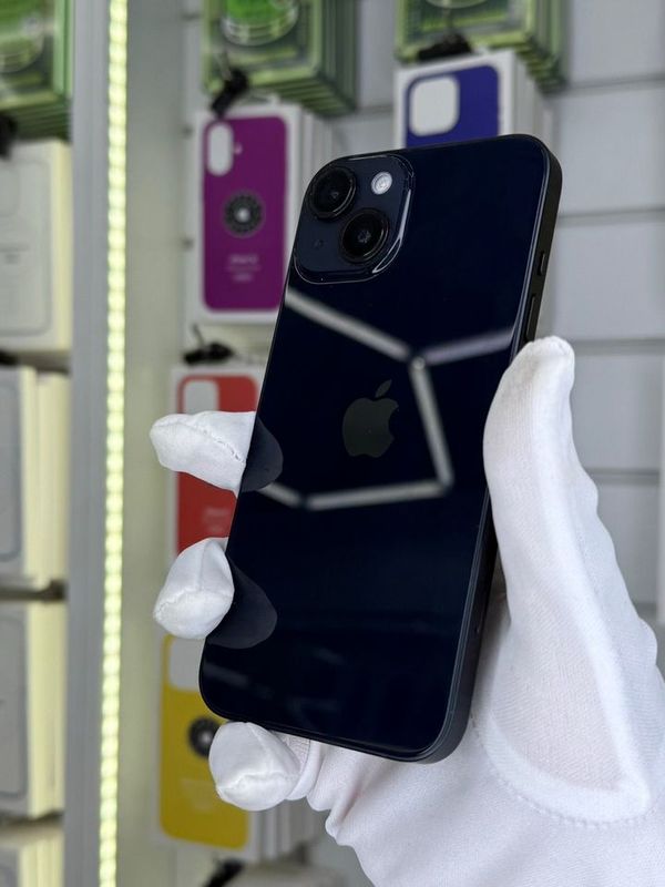 iPhone 14, 128 ГБ, SIM + eSIM б/у