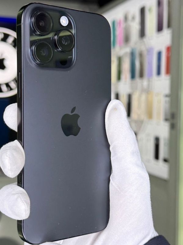 iPhone 16 Pro Max, 256 ГБ, SIM + eSIM, б/у