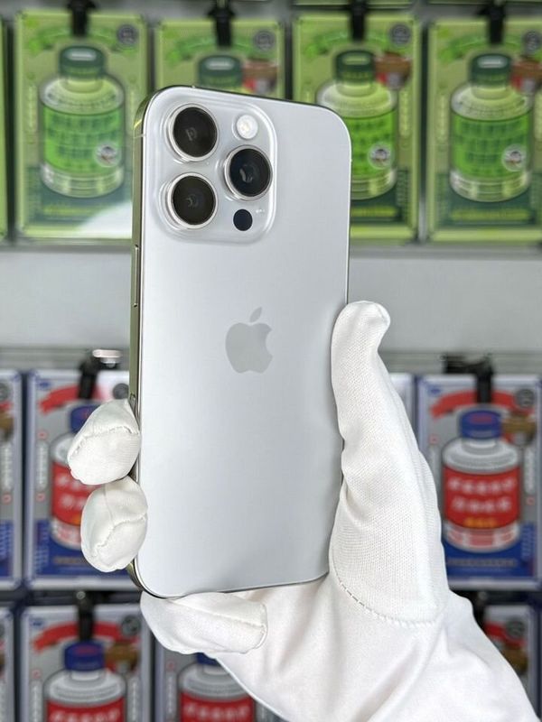 iPhone 16 Pro, 128 ГБ, SIM + eSIM б/у