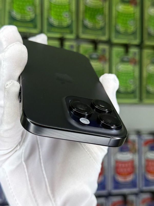 iPhone 16 Pro, 128 ГБ, SIM + eSIM б/у