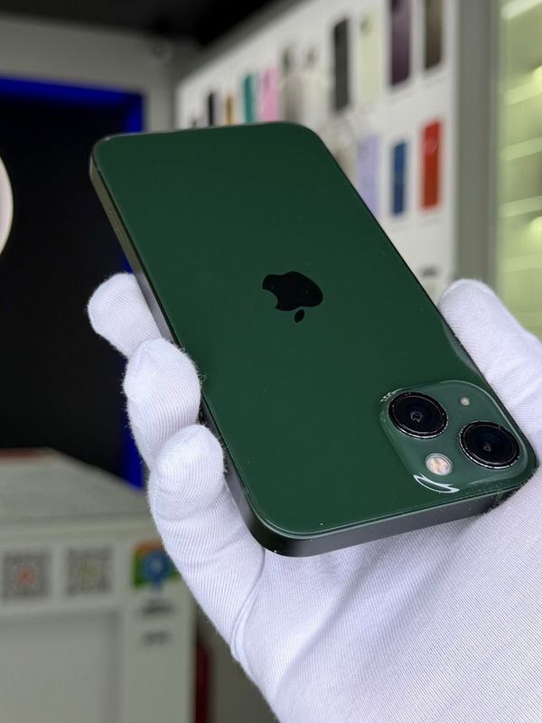 iPhone 13, 128 ГБ, SIM + eSIM, б/у