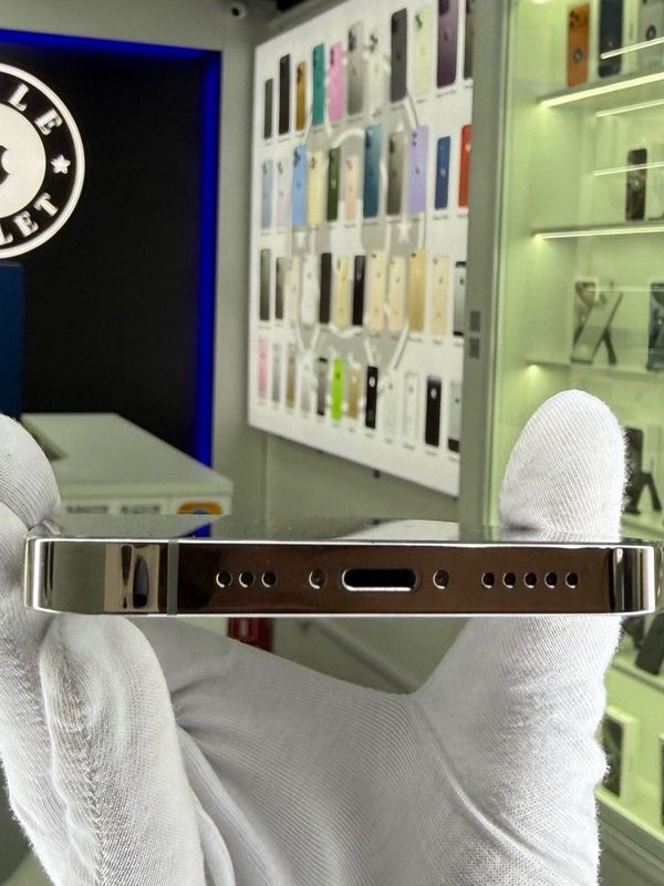 iPhone 13 Pro, 256 ГБ, SIM + eSIM, б/у