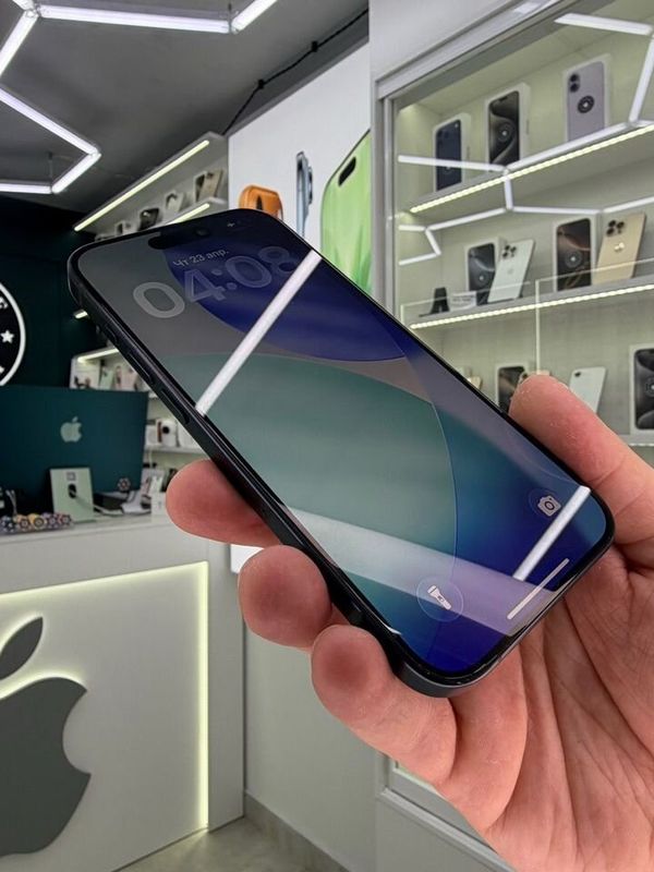 iPhone 15 Pro, 256 ГБ, SIM + eSIM б/у