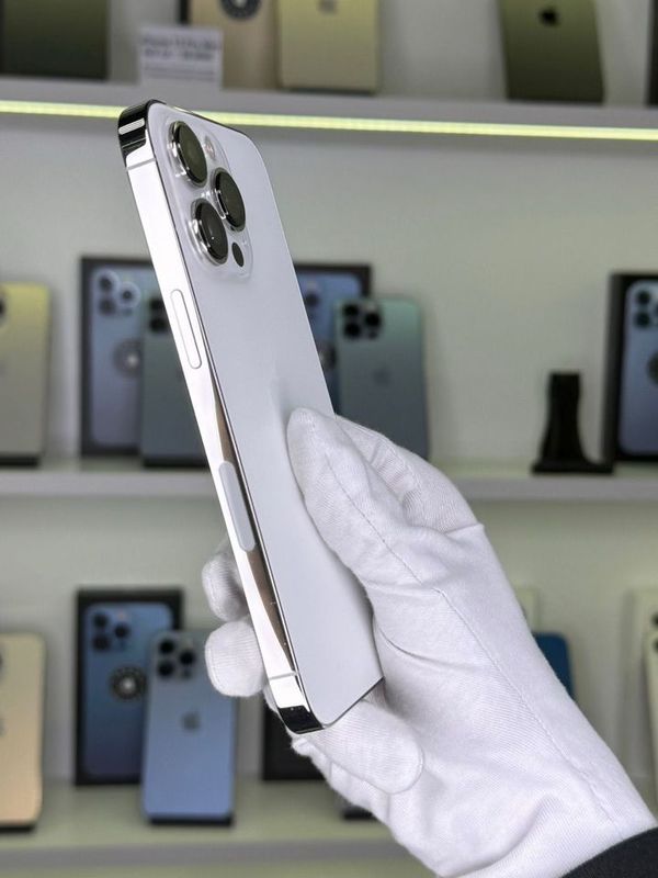 iPhone 13 Pro, 256 ГБ, SIM + eSIM, б/у