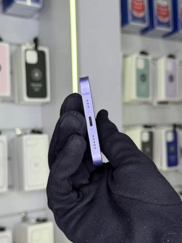 iPhone 12, 128 ГБ б/у