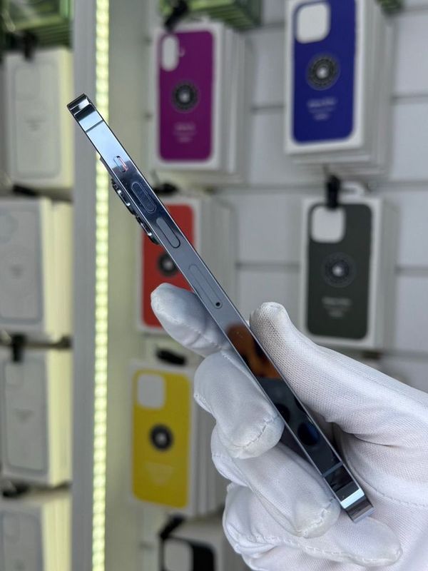 iPhone 13 Pro Max, 256 ГБ, SIM + eSIM б/у