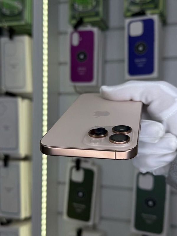 iPhone 16 Pro Max, 256 ГБ, SIM + eSIM б/у