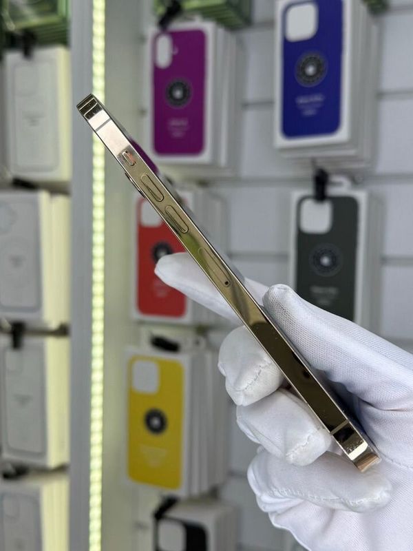 iPhone 13 Pro Max, 256 ГБ, SIM + eSIM б/у