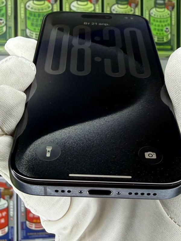 iPhone 15 Pro, 128 ГБ, SIM + eSIM б/у