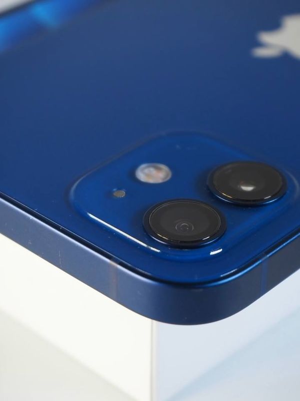 iPhone 12, 128 ГБ Blue б/у