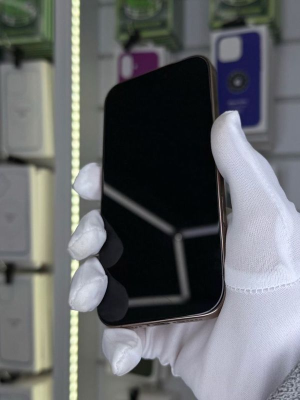 iPhone 16 Pro, 128 ГБ, SIM + eSIM б/у