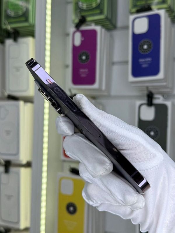 iPhone 14 Pro, 256 ГБ, SIM + eSIM б/у