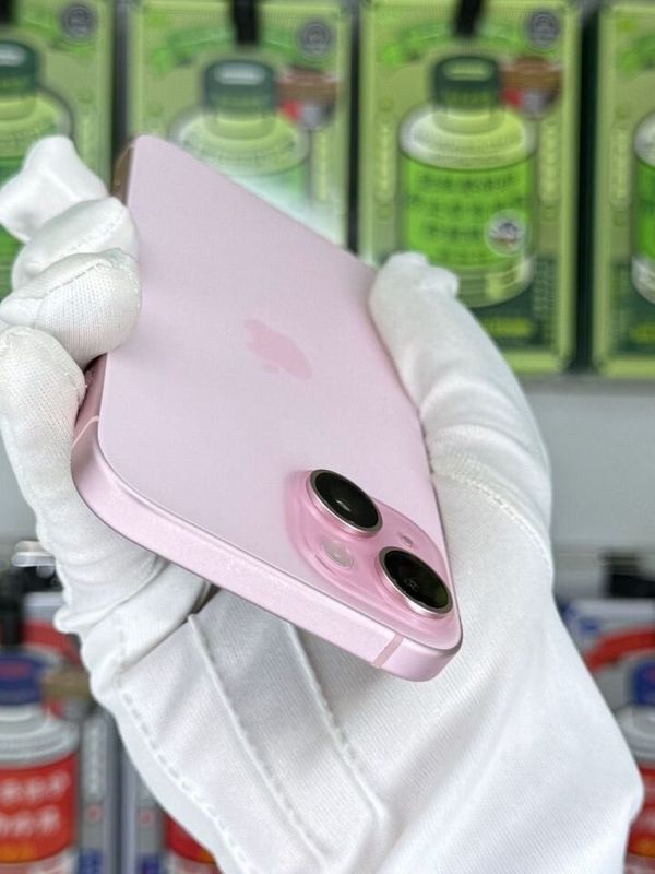iPhone 15, 128 ГБ, SIM + eSIM б/у