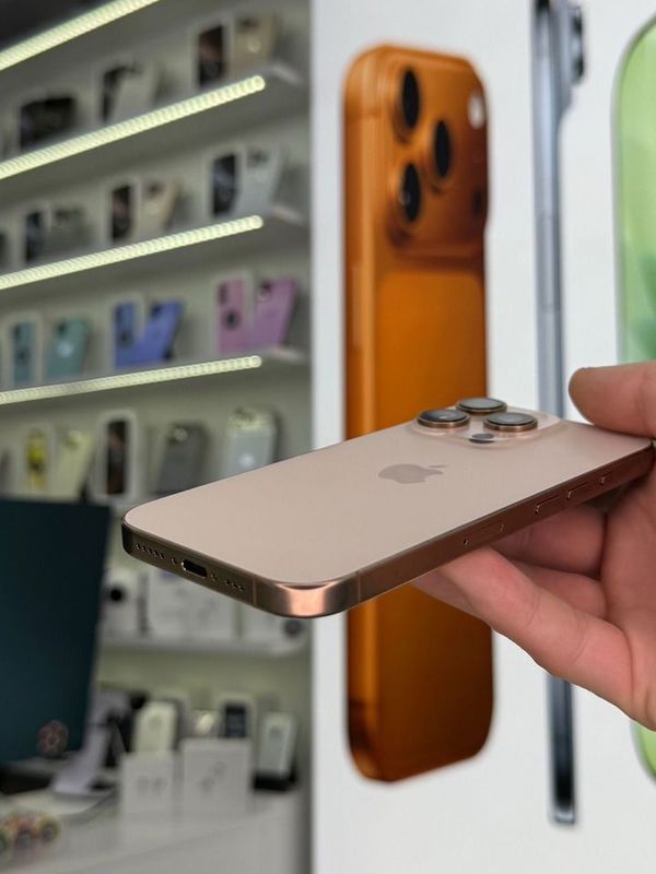 iPhone 16 Pro, 128 ГБ, SIM + eSIM б/у