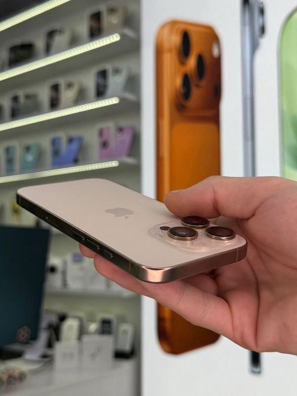 iPhone 16 Pro, 128 ГБ, SIM + eSIM б/у