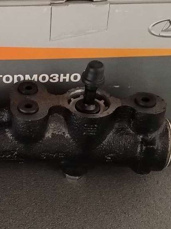 Главный тормозной цилиндр (ГТЦ) ВАЗ 2101-3505009-00 АвтоВАЗ