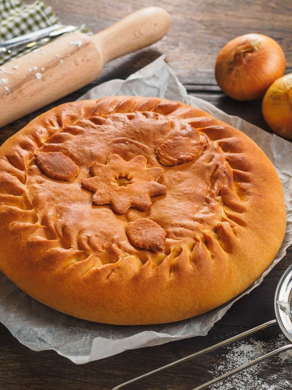 пирог Мясной с белым соусом