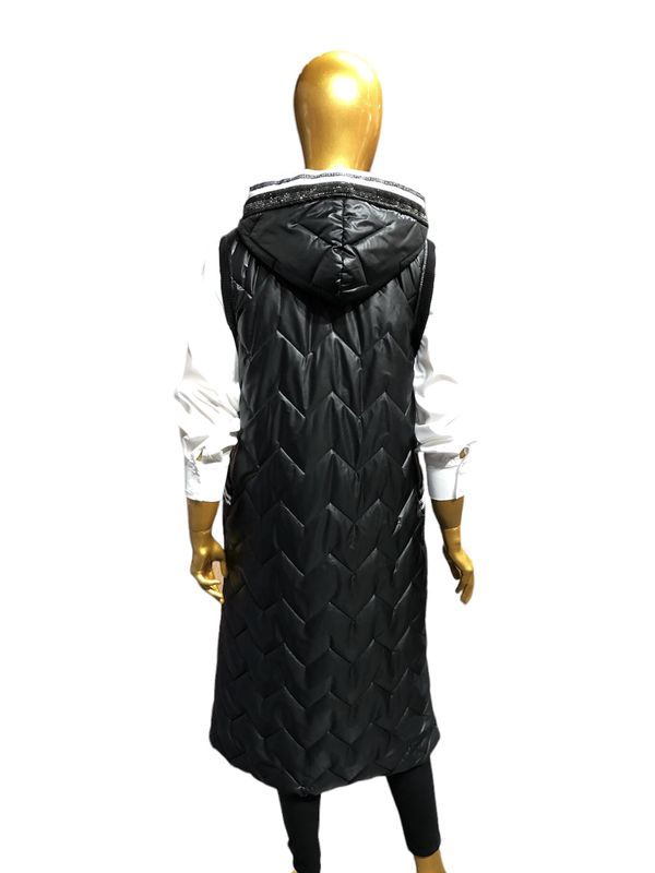 Sportovně elegantní vesta
