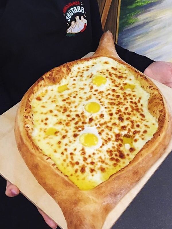 Хачапури по-аджарски
