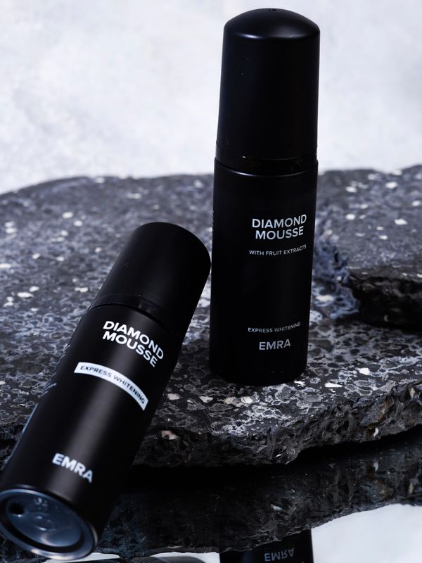 Emra. Осветляющая пенка Diamond Mousse