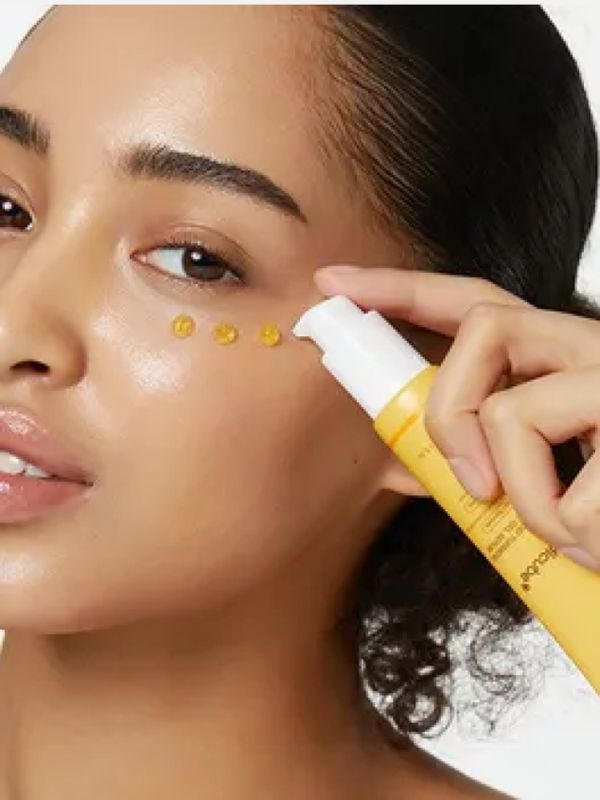 Осветляющая сыворотка для глаз с койевой кислотой Medicube  Kojic Acid Turmeric Vita Eye Gel Serum 30мл