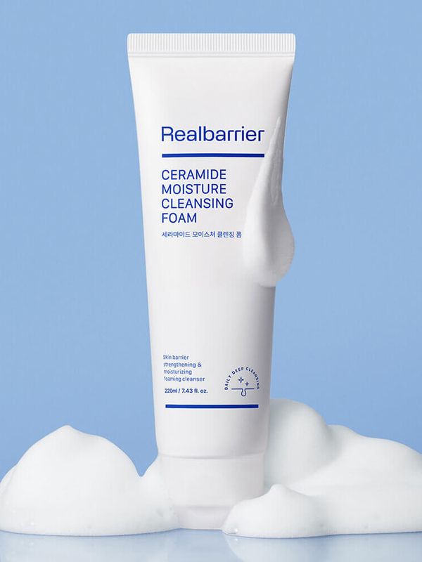 Увлажняющая пенка для умывания с церамидами Real Barrier Ceramide Moisture Cleansing Foam 220 мл