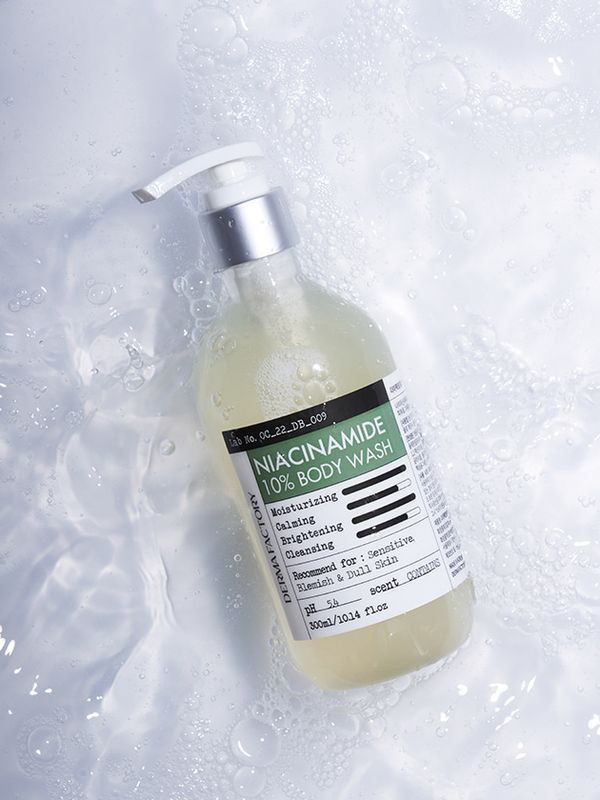 Успокаивающий гель для душа с ниацинамидом Niacinamide 10% Body Wash, 300 мл.