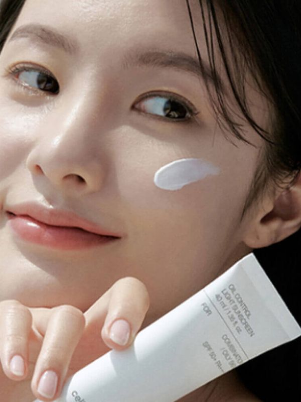 Себорегулирующий лёгкий солнцезащитный крем Celimax Oil Control Light Sunscreen SPF50+PA++++