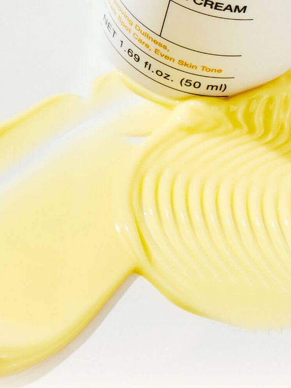 Осветляющий крем с 5% ниацинамидом для сияния кожи Biodance Radiant Vita Niacinamide Cream