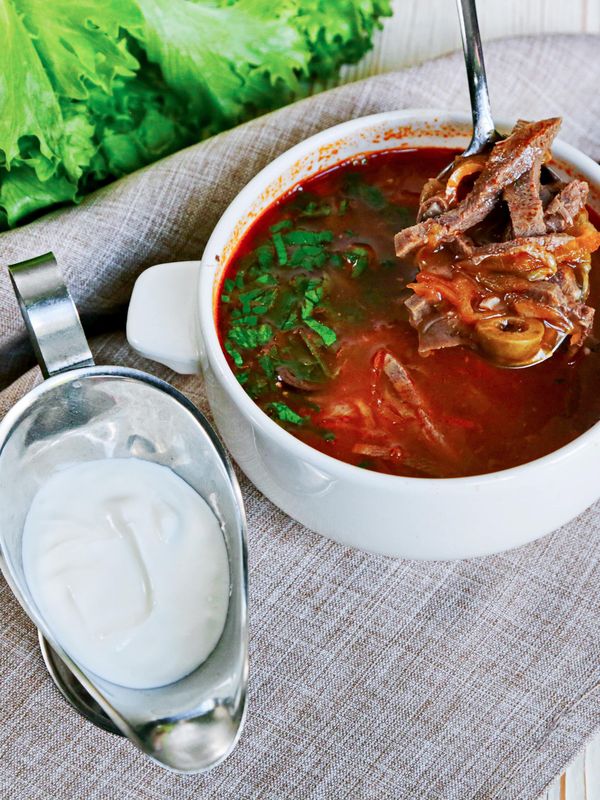 Солянка мясная с телячьим языком
