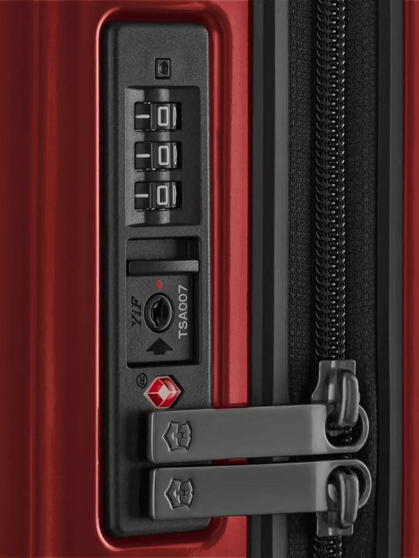 Чемодан Airox Frequent Flyer Red 612501