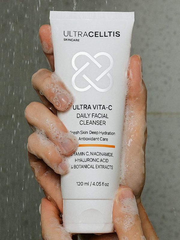 Очищающий гель с Витамином С/ ULTRA VITA-C DAILY FACIAL CLEANSER, 120 мл