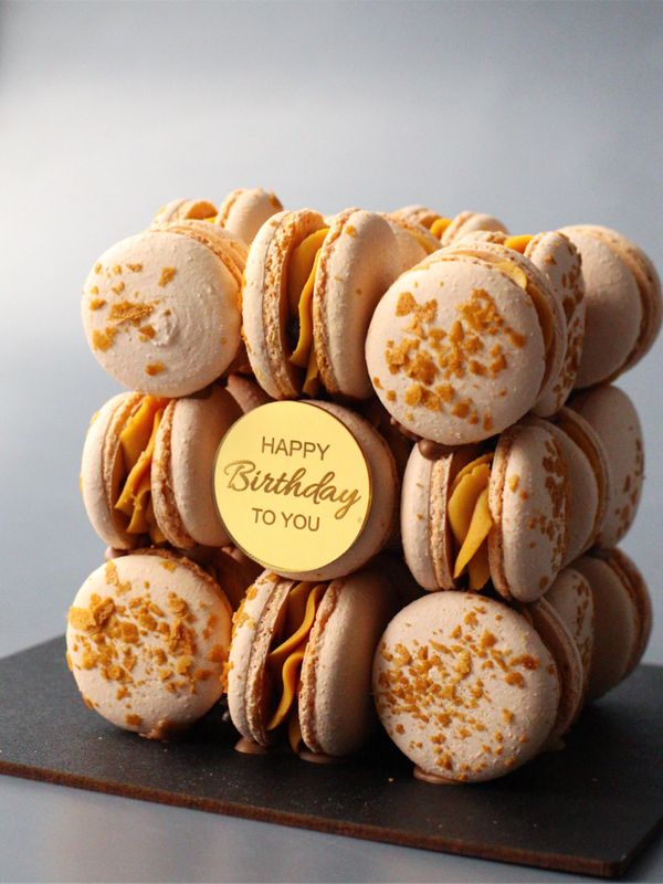 торт-кубик MACARONS