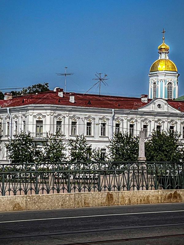 РАСКОЛЬНИКОВ И ДРУГИЕ КОЛОМЕНСКИЕ ЖИТЕЛИ (пешеходная)